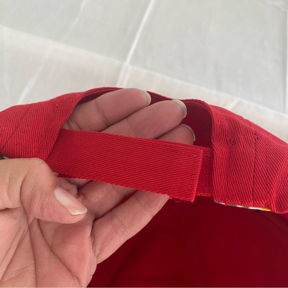 NWOT Disney Parks rainbow baseball hat with adjustable sizing - Picture 4 of 14